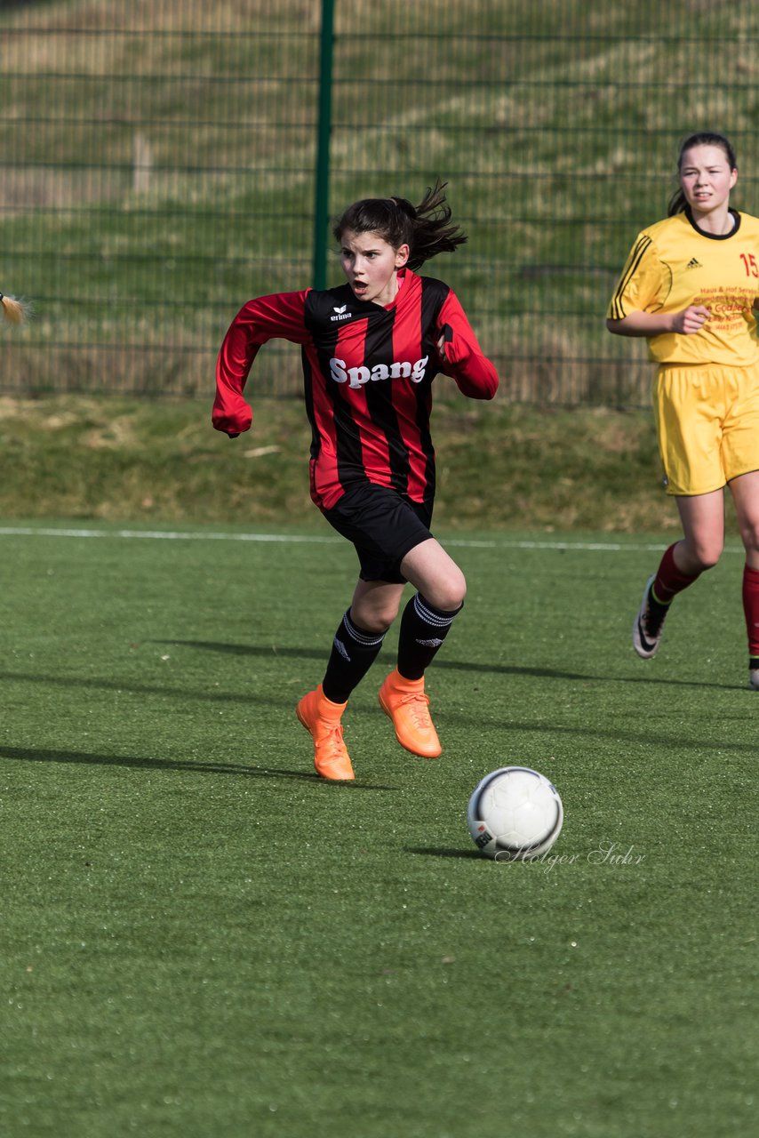 Bild 73 - B-Juniorinnen SG Weststeinburg/Bei - SV Fisia 03 : Ergebnis: 1:2